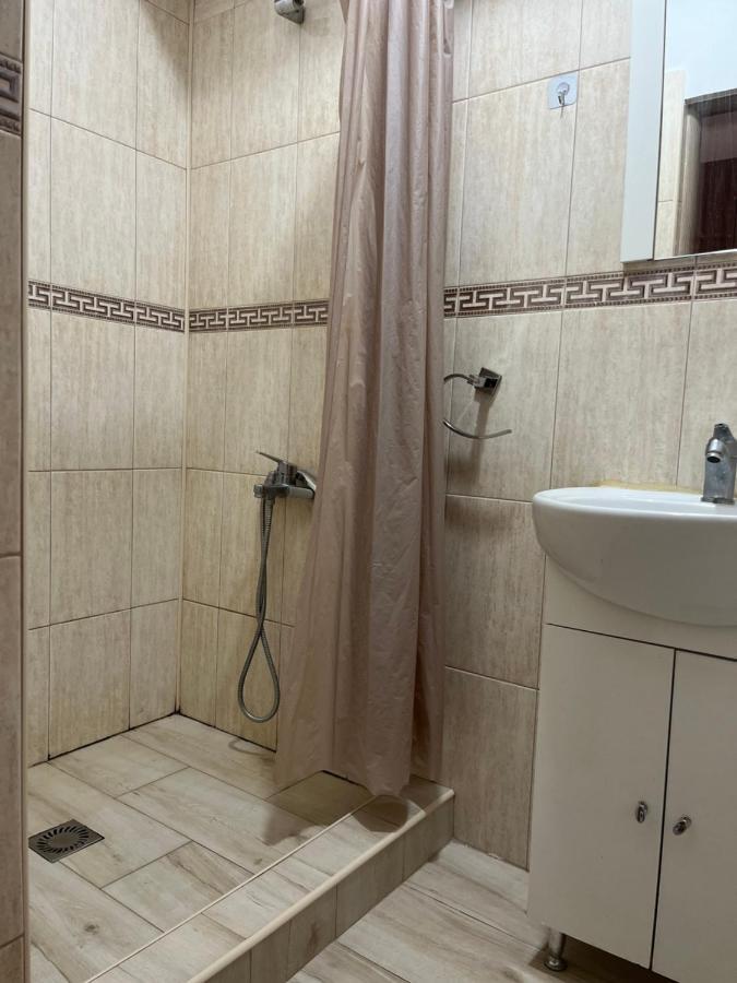 Apart Uta3 Apartment Arad Exterior foto
